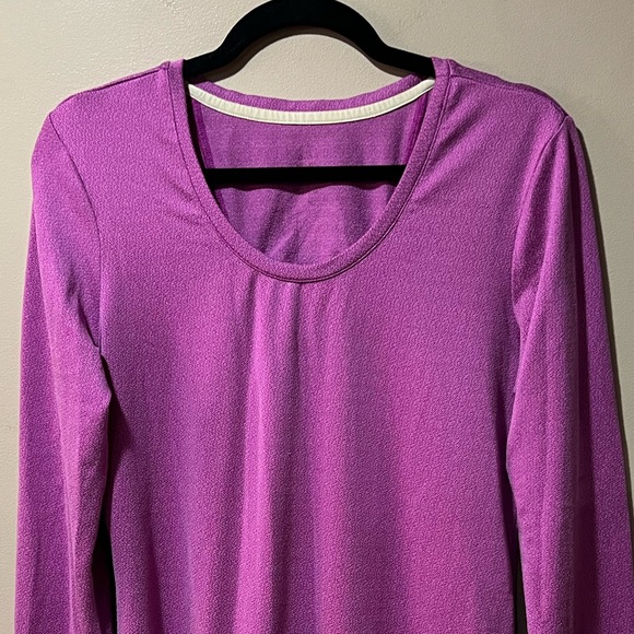 Marika Purple Athletic Top w/Thumb Holes & Flip Over Hand Warming Cuffs - Picture 2 of 14